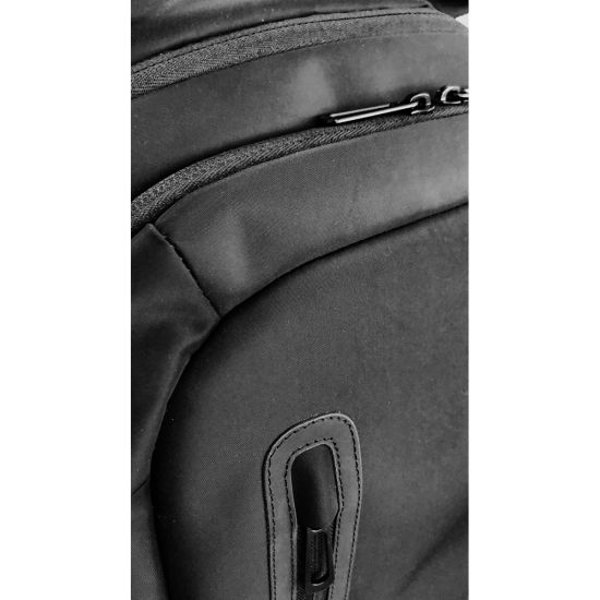 Mochila Notebook (17") em Nylon 150D - SPACIO SOLID