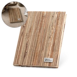 Caderno A5 em palha natural com folhas pautadas recicladas